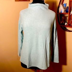 Size XL Mint Colored Old Navy Mock TurtleNeck Tunic Length Lightweight Sweater